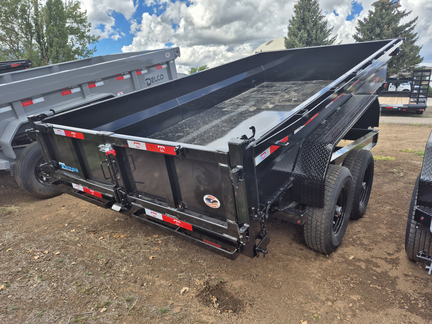 New 2026 Teton Tandem Axle Dump/14,000 GVWR/83"X14'
