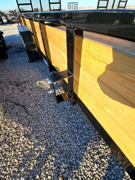 New 2026 Sure-Trac 7 x 18 7K Tube Top Three Board Utility Trailer