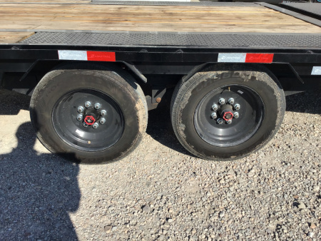 Used 2025 Load Trail 102"x30' GN Flatbed w/ Monster Ramps