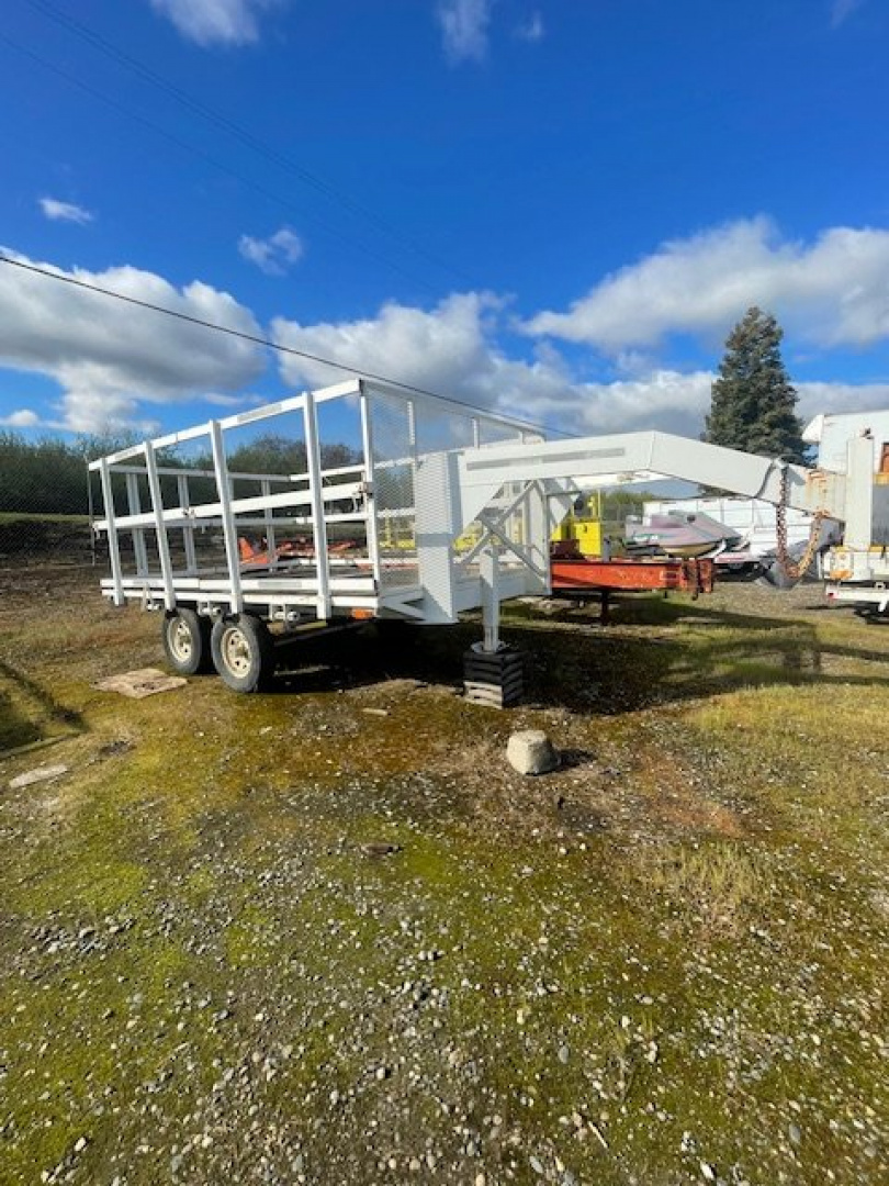 Used 1985 TRU Removable Walls/Flatbed 8'x12' Gooseneck 7k USED