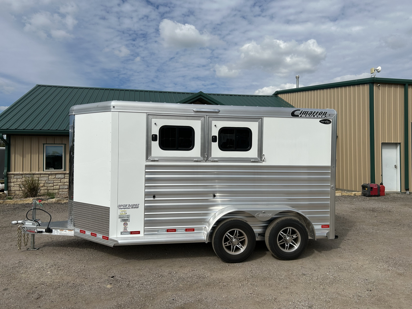 New 2026 Cimarron Trailers norstar 2 horse rtg slant Horse Trailer