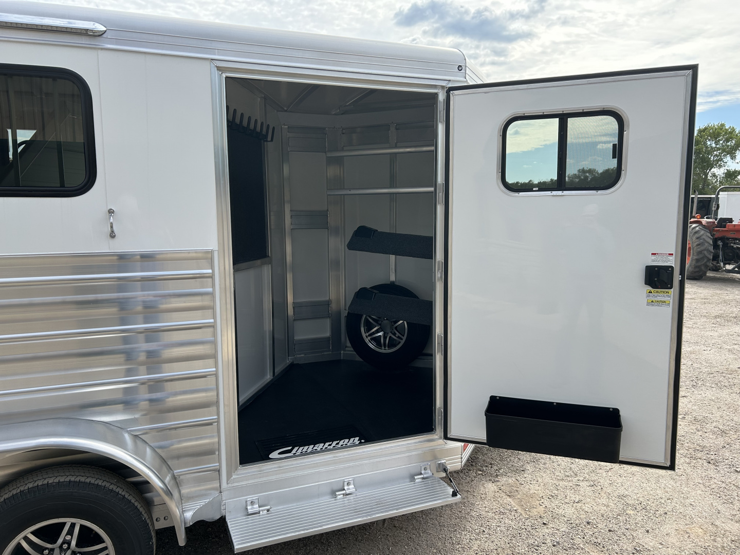 New 2026 Cimarron Trailers norstar 2 horse rtg slant Horse Trailer