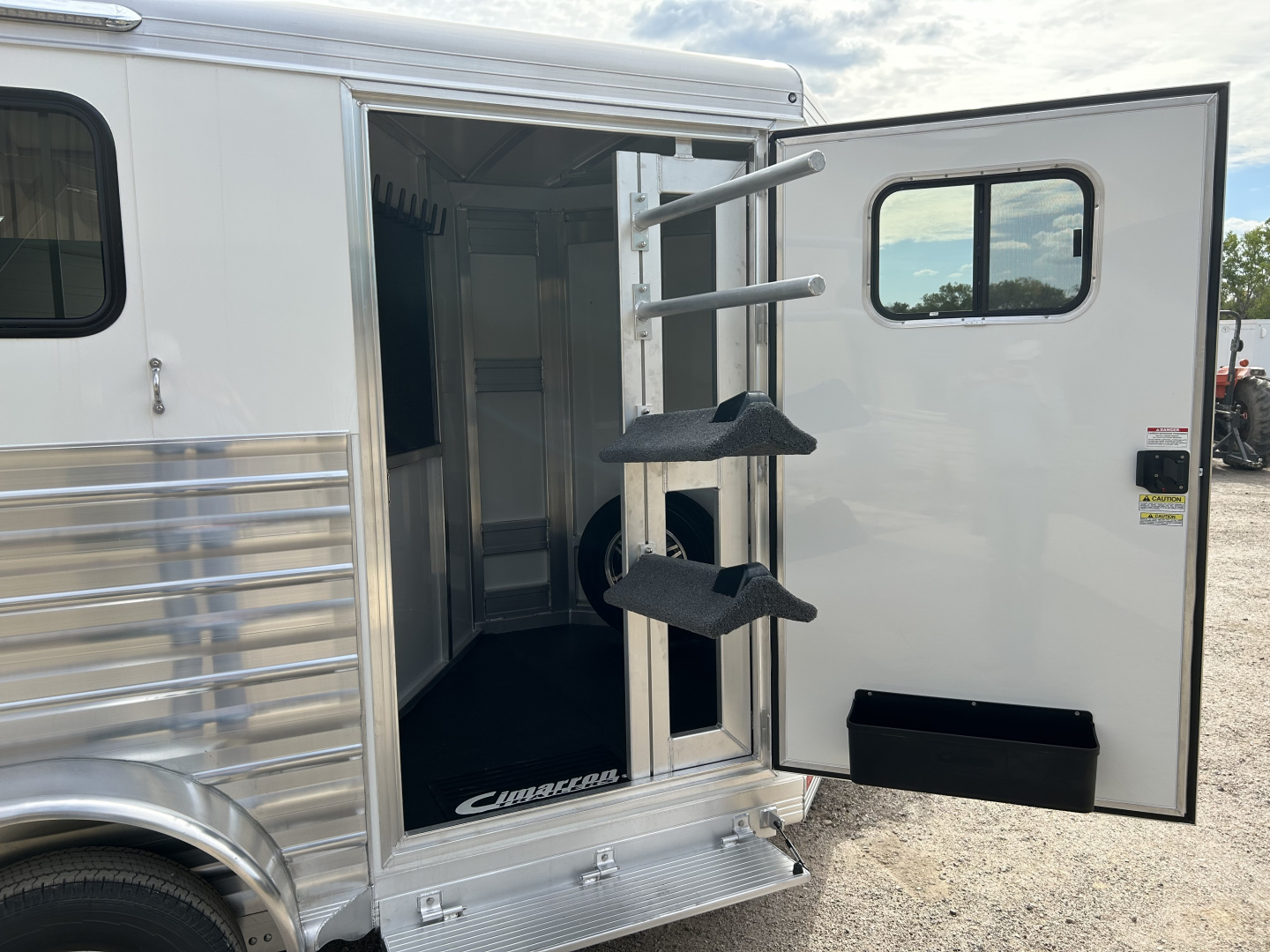 New 2026 Cimarron Trailers norstar 2 horse rtg slant Horse Trailer