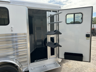 New 2026 Cimarron Trailers norstar 2 horse rtg slant Horse Trailer