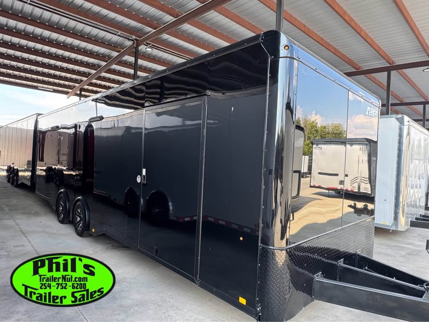 New 2025 Pace American 8.5X28 RACE TRAILER ESCAPE DOOR .080 EXTERIOR UPGRADE Car / Racing Trailer