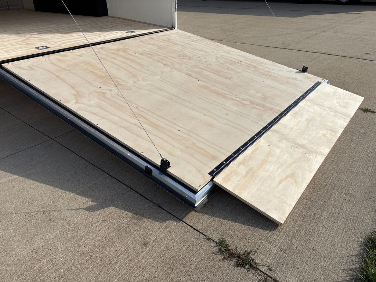 New 2026 United Trailers CLA-8.520TA52-M Car / Racing Trailer