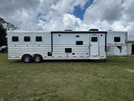 New 2025 Exiss Trailers Endeavor 8314 LQ w/ Glide Horse Trailer