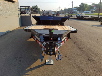 New 2025 Diamond C Trailers Equipment Trailer