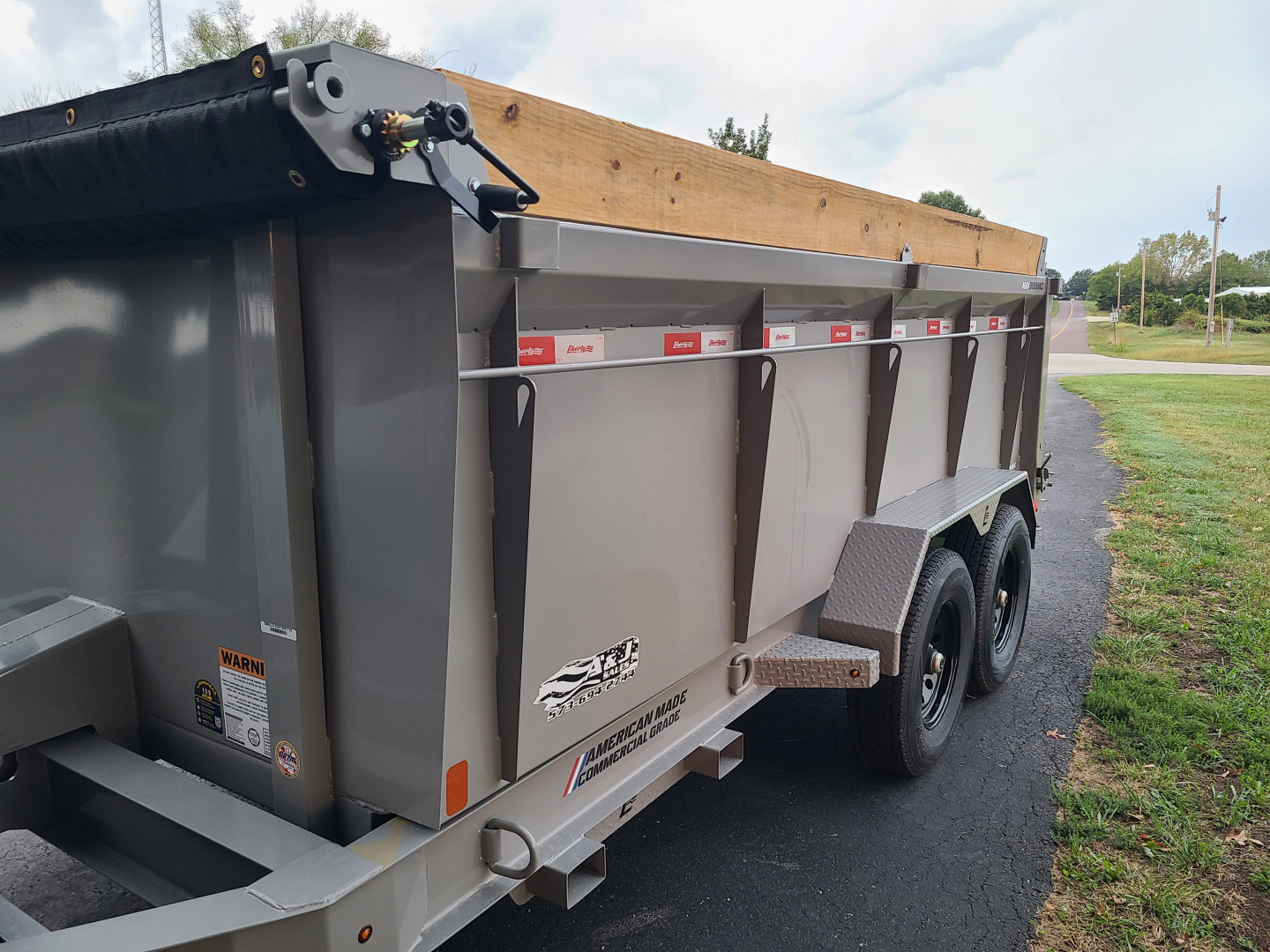 New Liberty 83 X 14 TELESCOPIC DUMP, 7K Axles, 3'tall sides, TARP, RAMPS