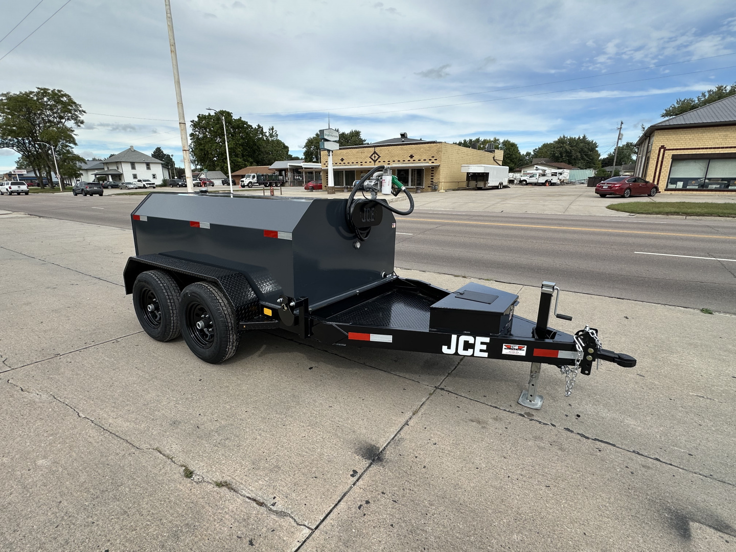 New 2027 JCE 750 GALLON 10K Fuel Trailer