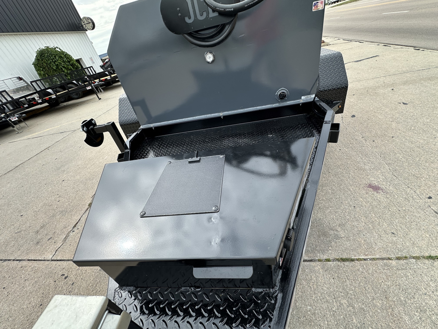 New 2026 JCE 500 GALLON 10K Fuel Trailer