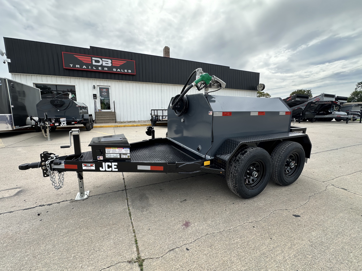 New 2026 JCE 500 GALLON 10K Fuel Trailer