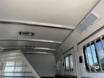 New 2026 Cimarron Norstar 3 Horse Trailer