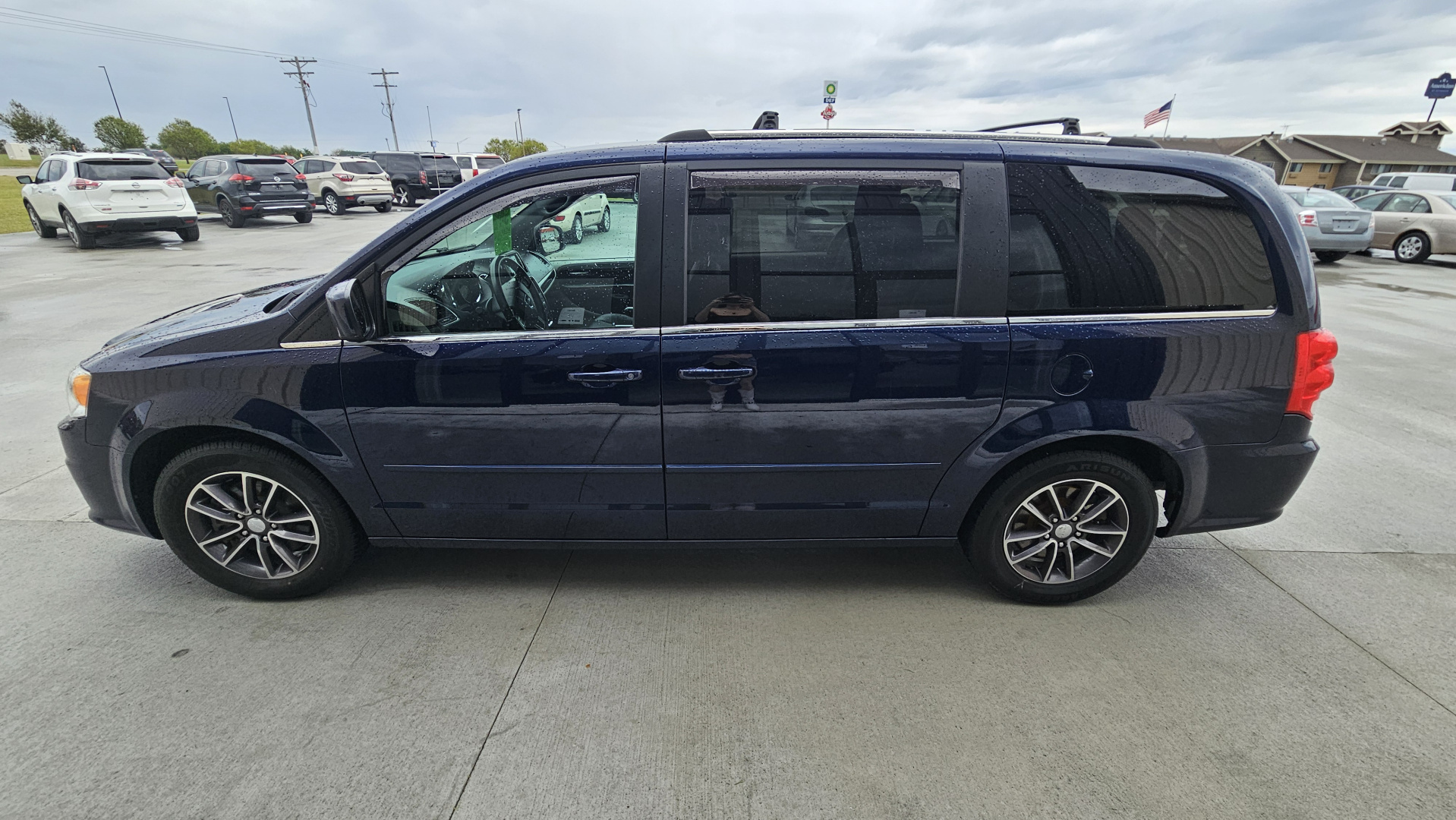 Used 2017 Dodge Grand Caravan Passenger Van