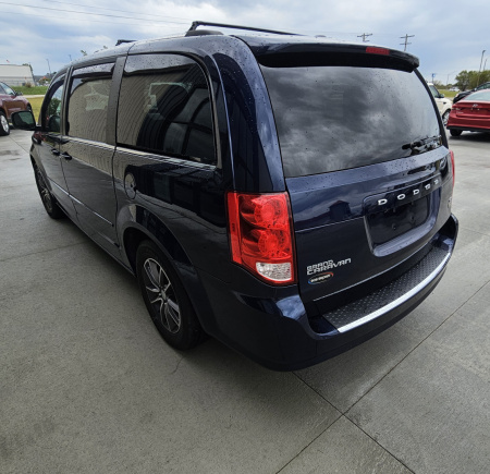Used 2017 Dodge Grand Caravan Passenger Van