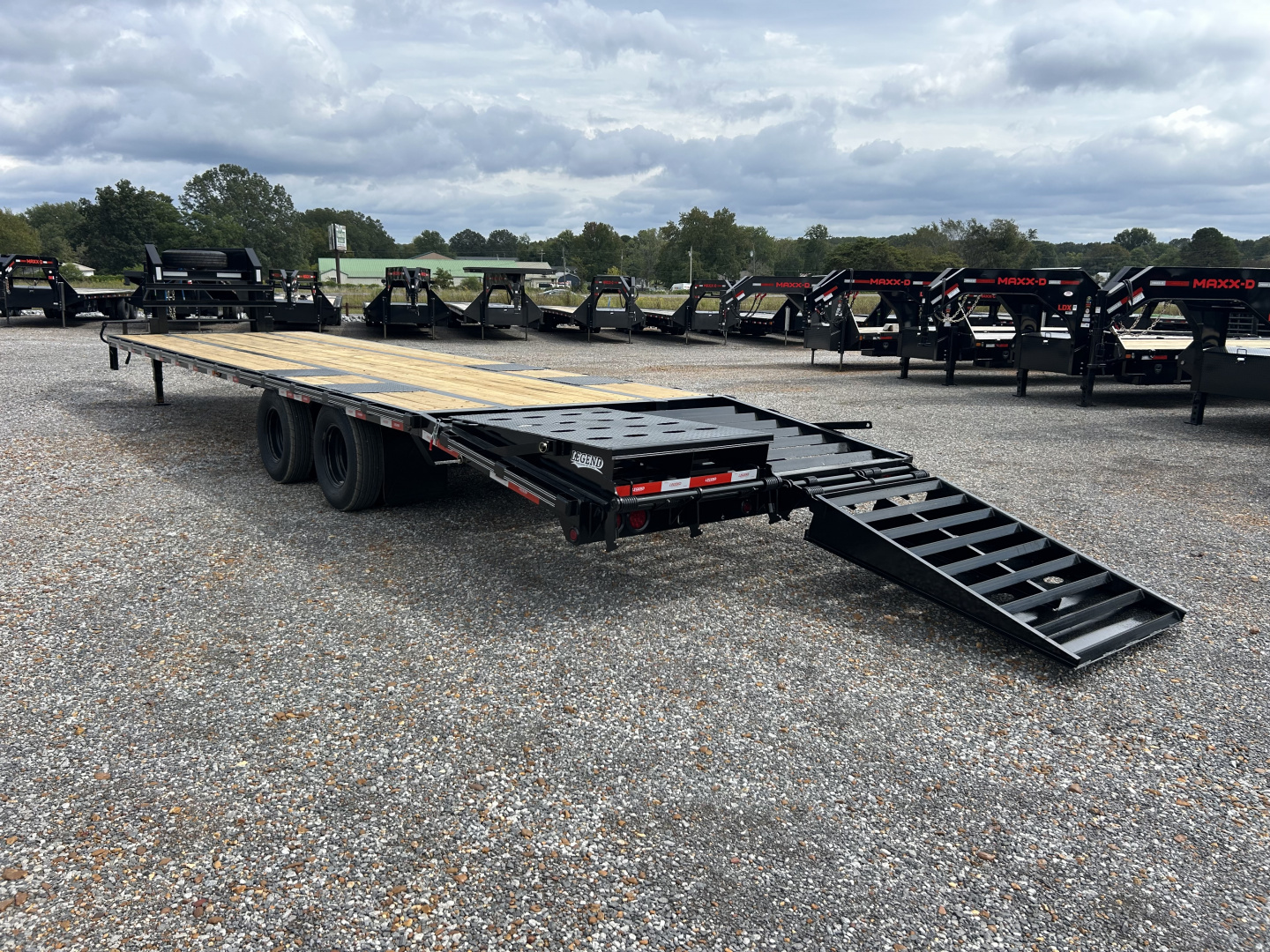 New 2026 Legend 102"X32' 22.5K Gooseneck Flatbed Trailer