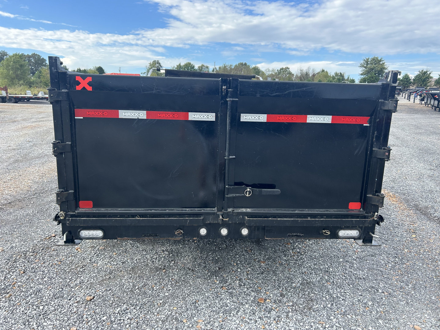 Used 2023 MAXXD DHX 83"x20' 21k Super HD Gooseneck Dump Trailer