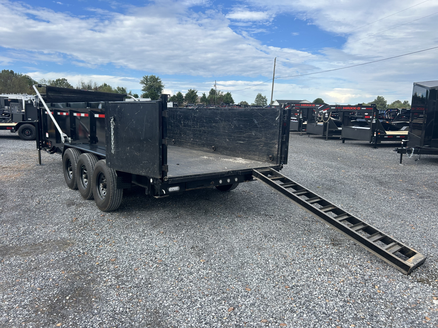 Used 2023 MAXXD DHX 83"x20' 21k Super HD Gooseneck Dump Trailer