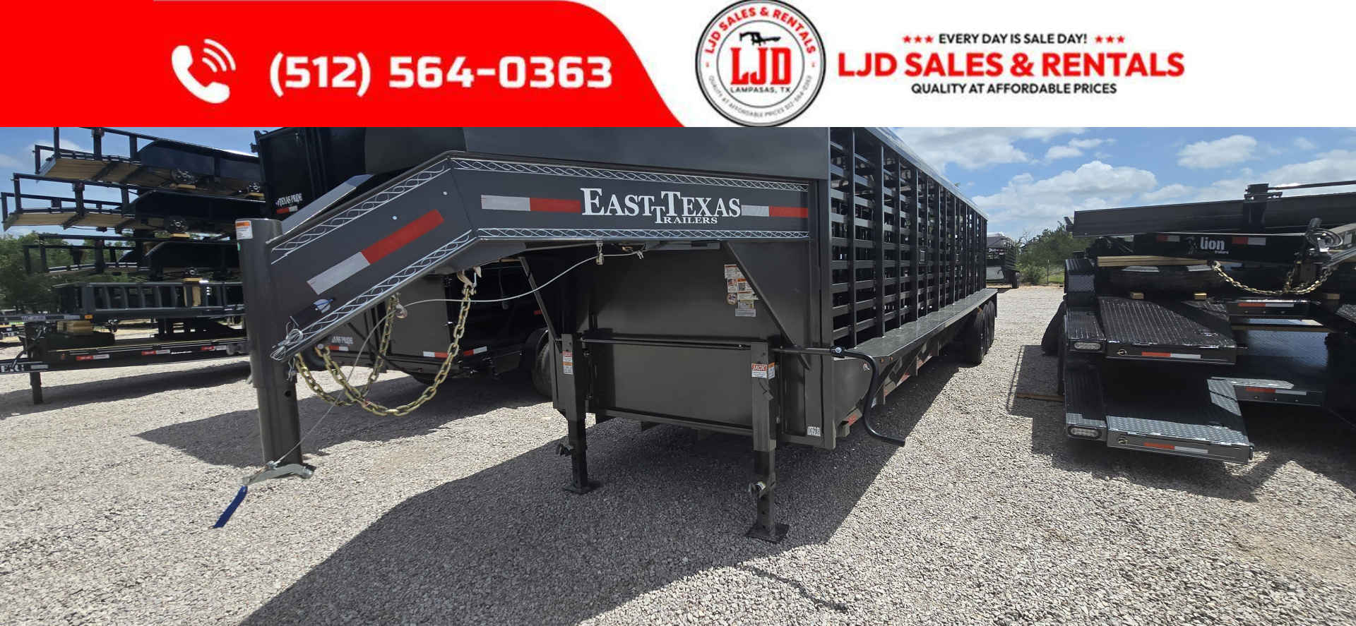 New 2025 East Texas - 80" x 32' - Gooseneck - 21K GVWR - Stock Trailer