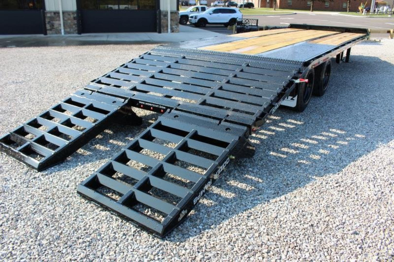 New 2025 Moritz FDPH DT 22' + 5' - Pintle Ring Deckover Equipment Trailer - 25900# GVW