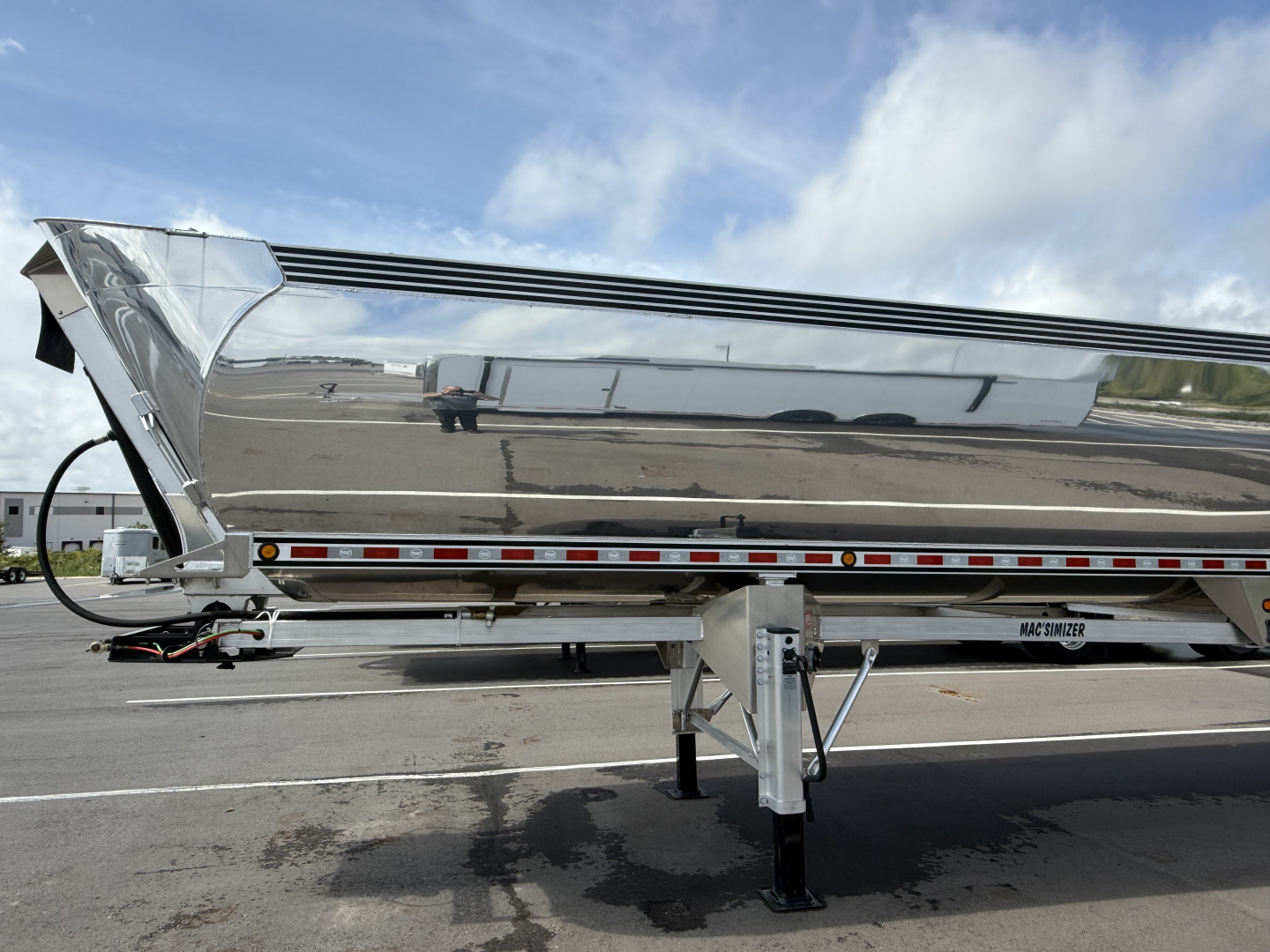 New MAC 40'x 96"Aluminum Half Round Dump Trailer: 60" Sides