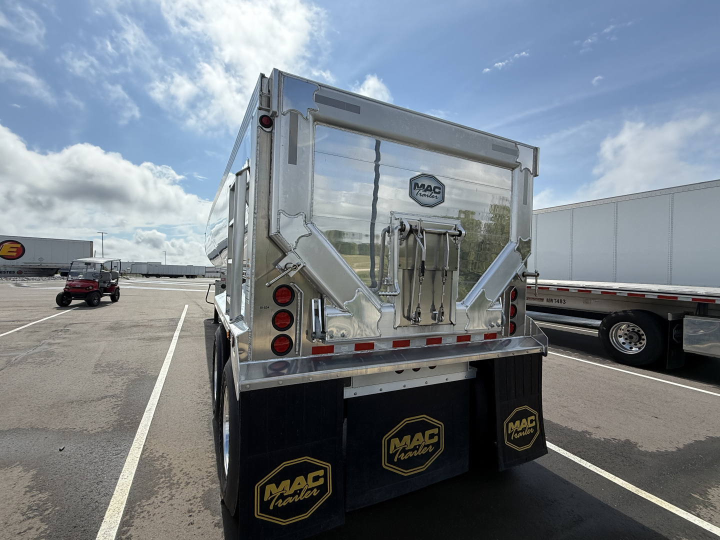New MAC 40'x 96"Aluminum Half Round Dump Trailer: 60" Sides