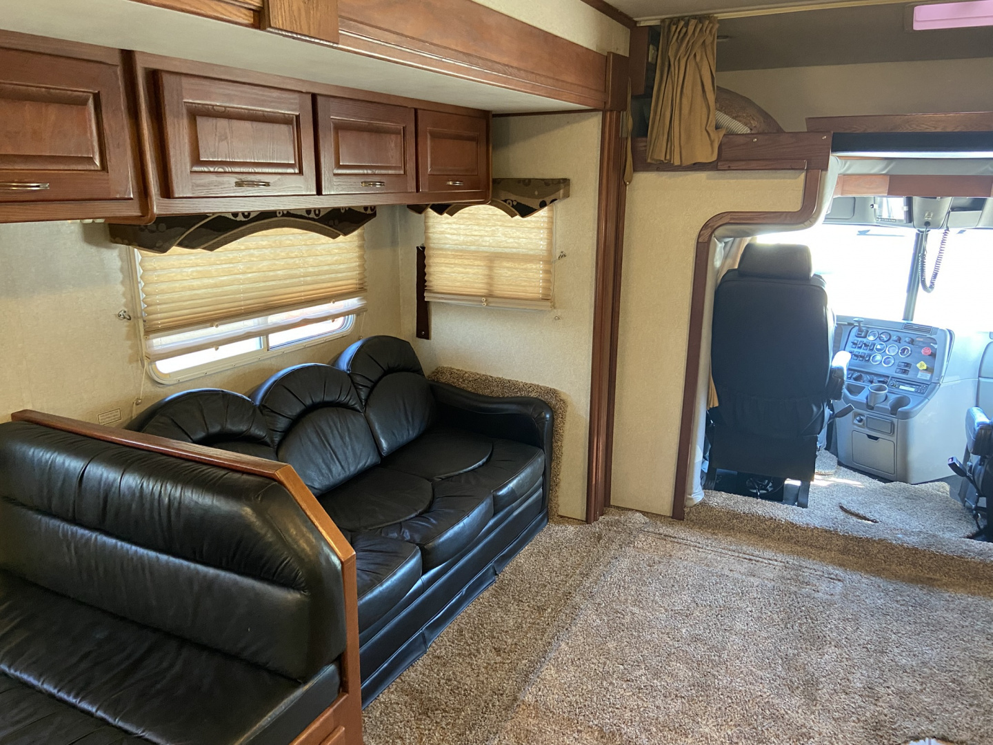 Used 2006 HAULMARK TOTER 16FT W-SLIDE