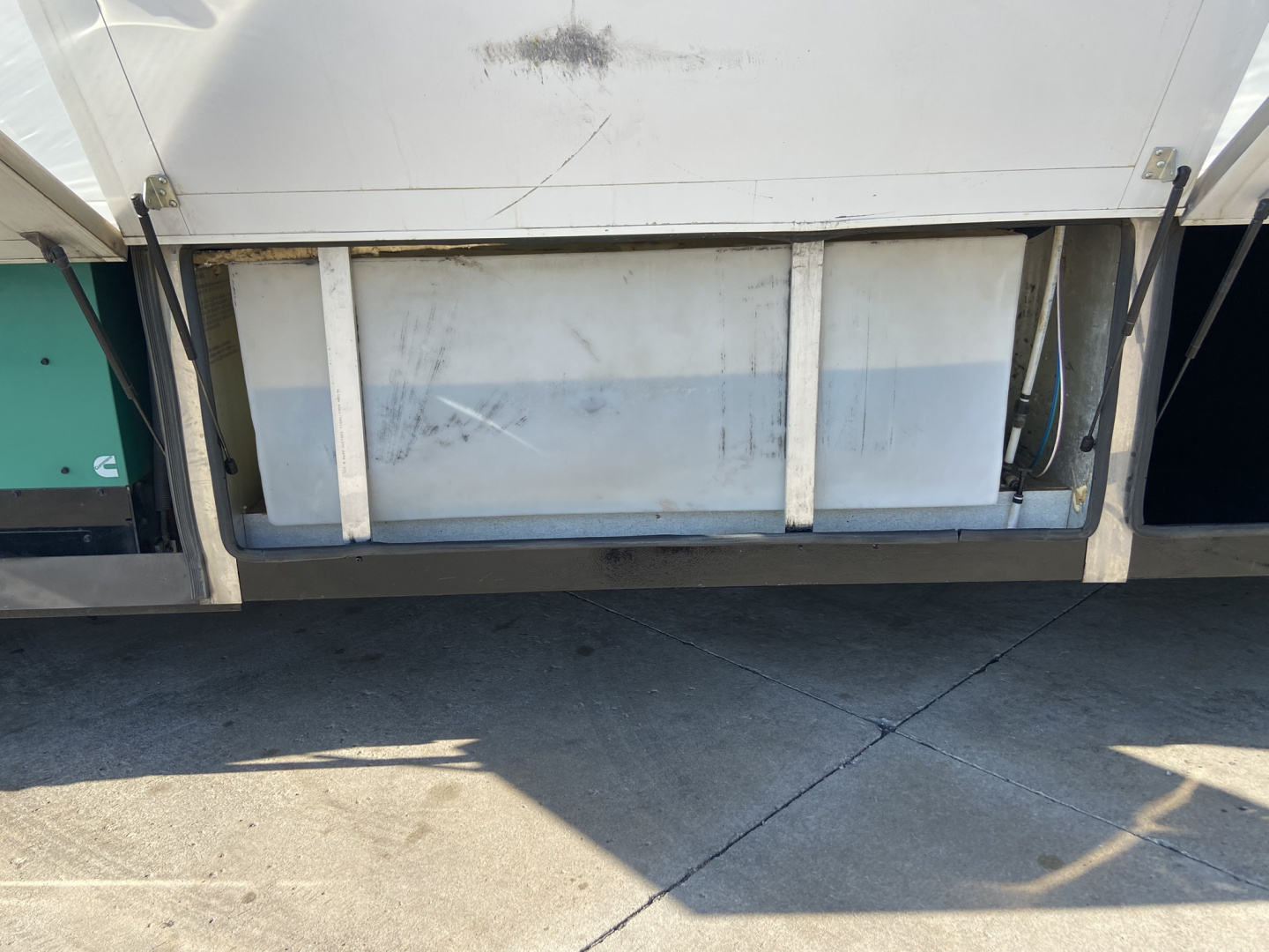 Used 2006 HAULMARK TOTER 16FT W-SLIDE