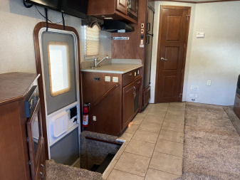 Used 2006 HAULMARK TOTER 16FT W-SLIDE