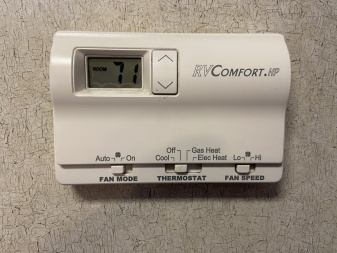 Used 2006 HAULMARK TOTER 16FT W-SLIDE