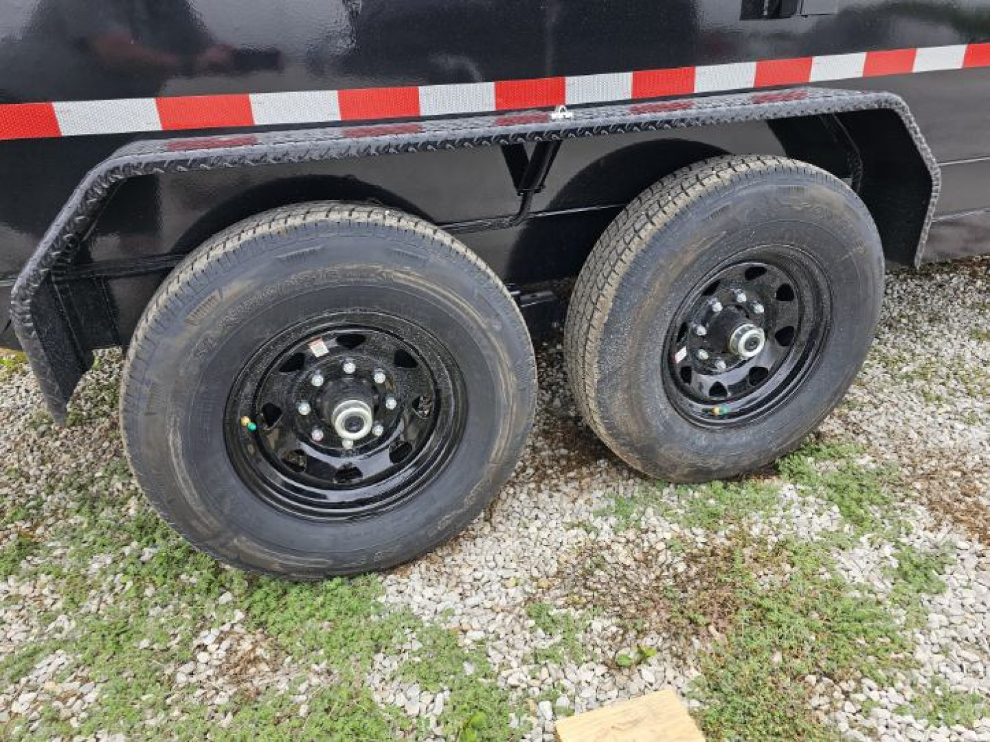 New 2026 Punch 83" x 14' 14K Scissor Dump Trailer
