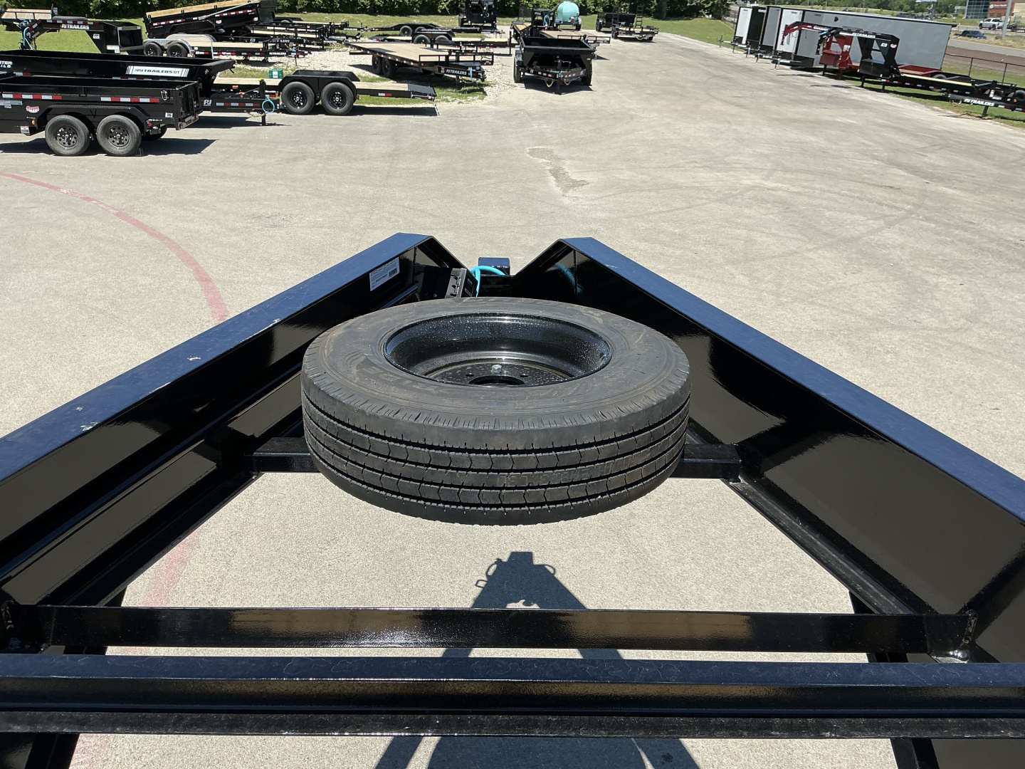 New 2026 PJ 102"x28' Gooseneck Pro-Beam Super-Wide Equipment Trailer – H7