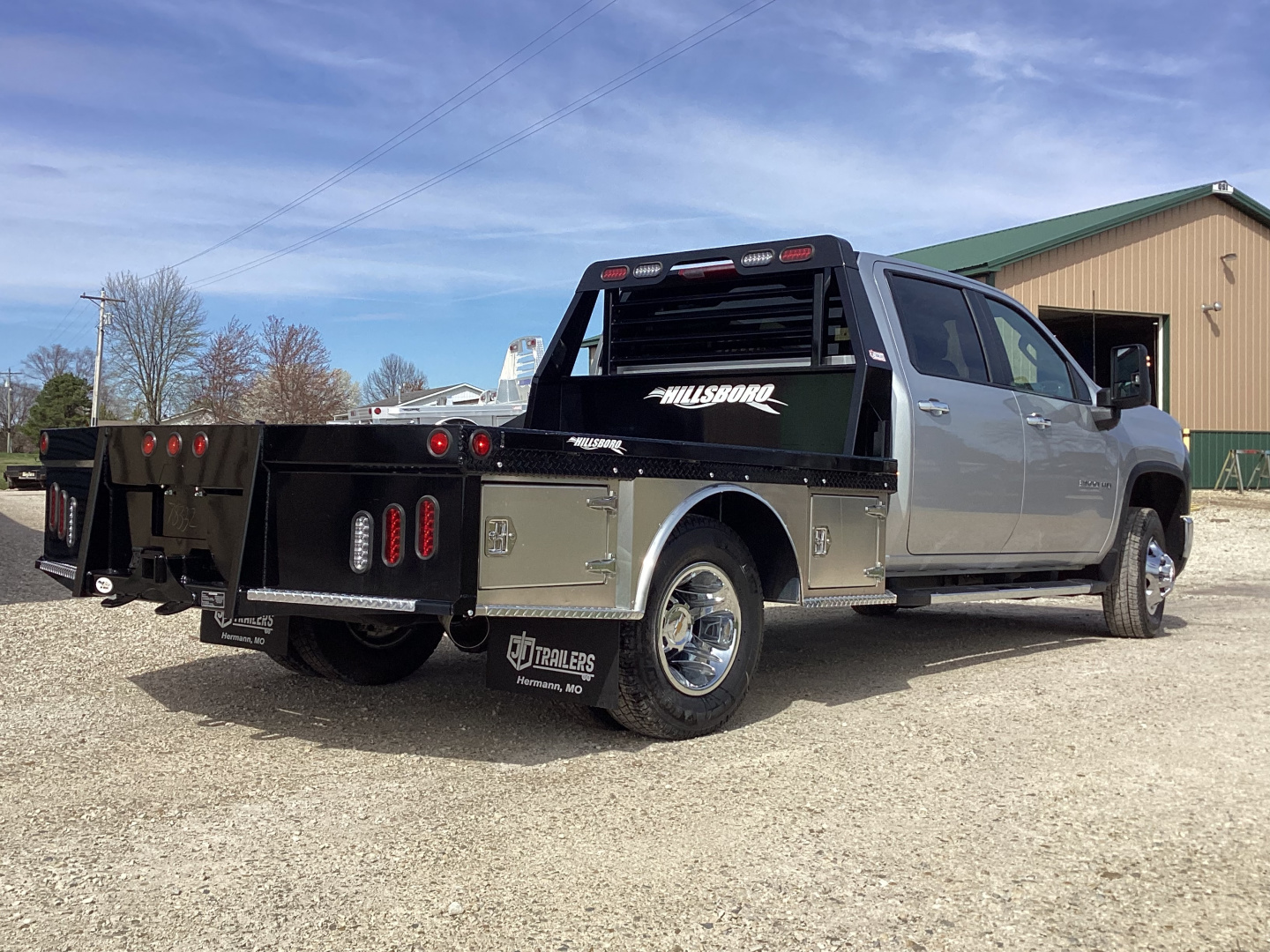 New 2026 Hillsboro STA 500 Fits Dually, Cab N Chassis Trucks