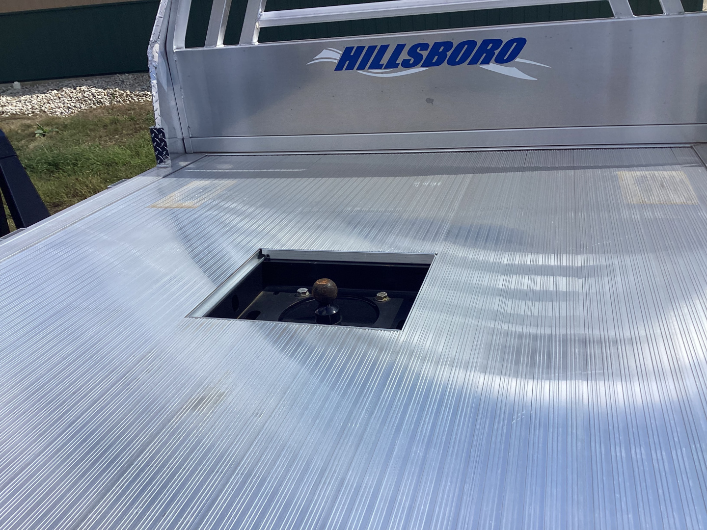 New 2026 Hillsboro 3500 Series Fits Single Wheel, Longbed Trucks