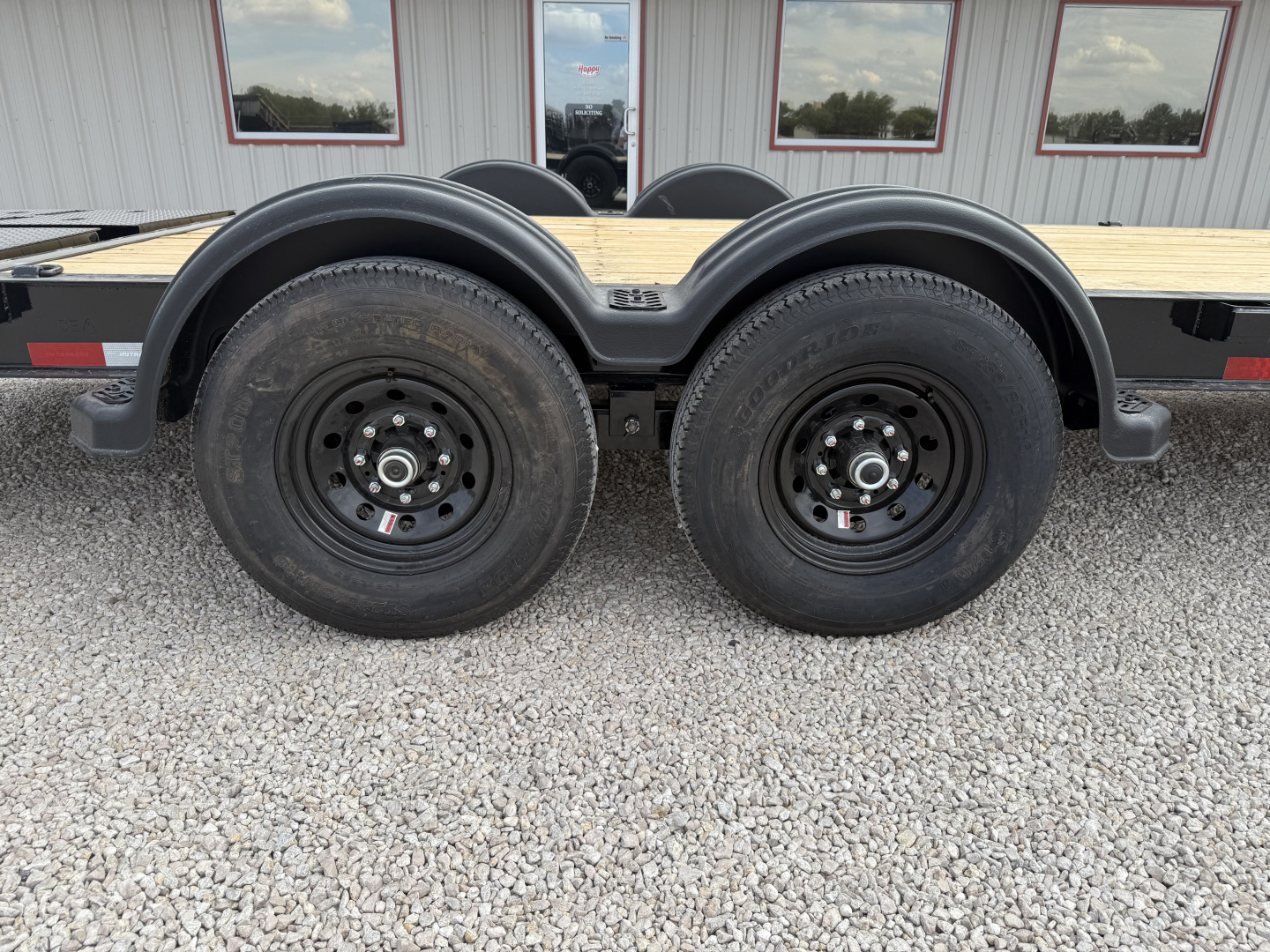 New 2026 PJ 83"x20' I-Beam Equipment Trailer – EV