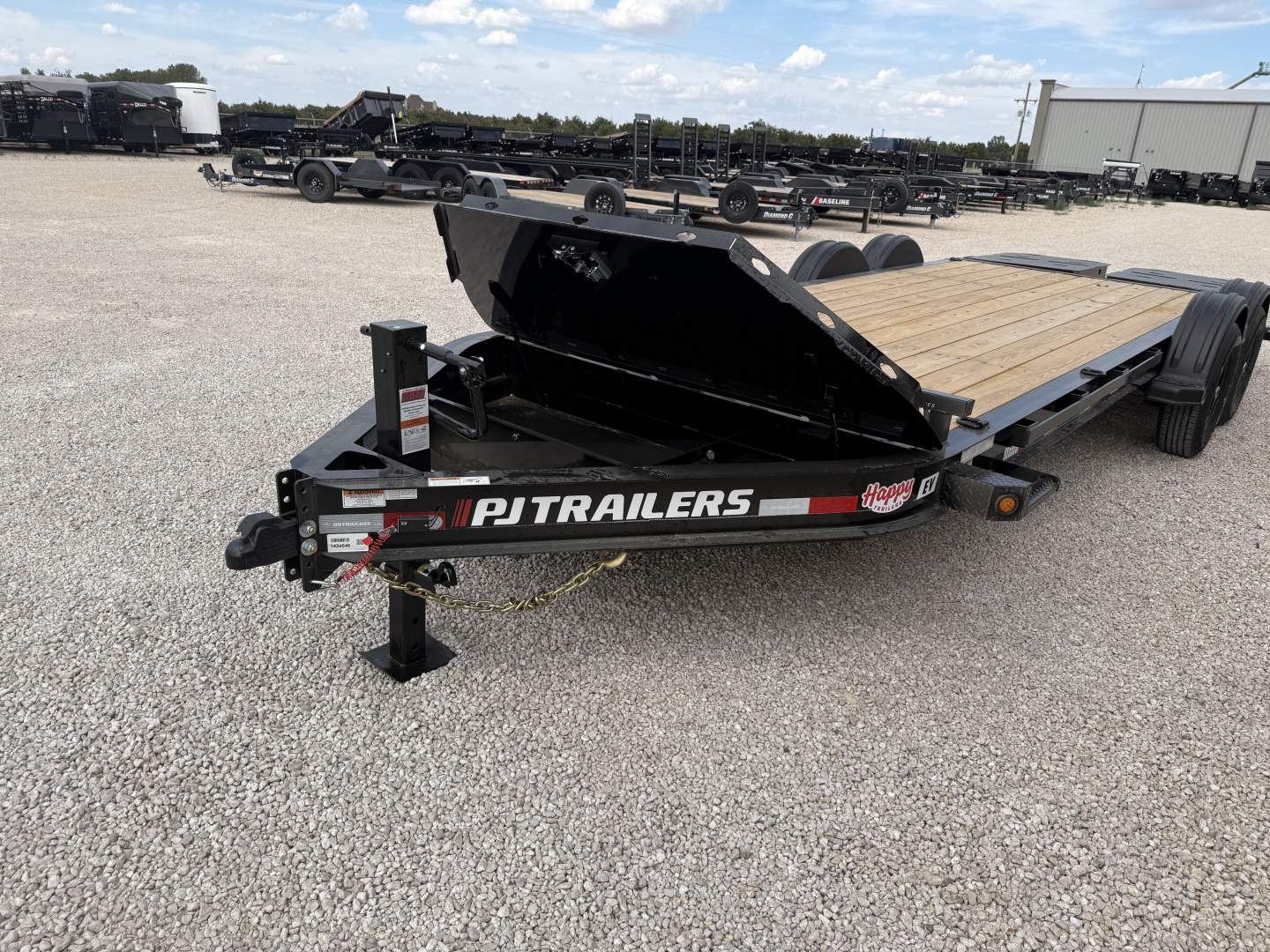New 2026 PJ 83"x20' I-Beam Equipment Trailer – EV