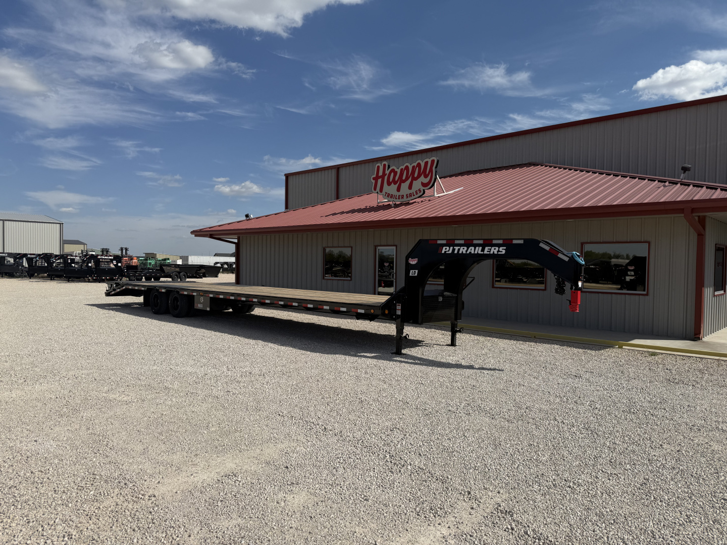 New 2026 PJ 102"x40' GN Low-Pro Air-Ride Flatbed w/ Duals - LD