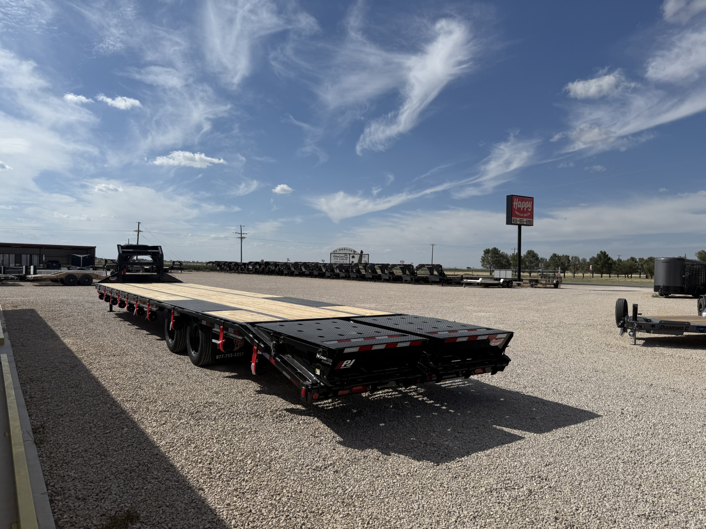 New 2026 PJ 102"x40' GN Low-Pro Air-Ride Flatbed w/ Duals - LD