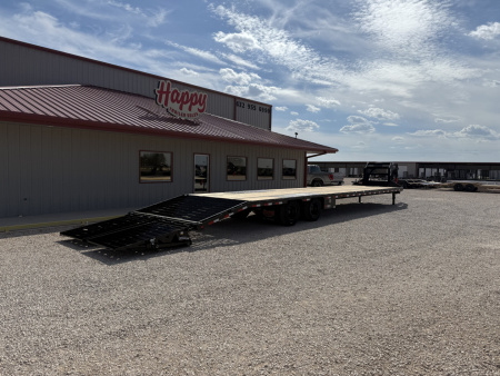 New 2026 PJ 102"x40' GN Low-Pro Air-Ride Flatbed w/ Duals - LD