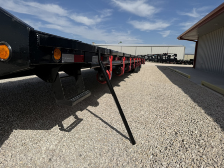 New 2026 PJ 102"x40' GN Low-Pro Air-Ride Flatbed w/ Duals - LD
