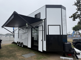 New 2026 FRACTAL 28' TOY HAULER STACKER