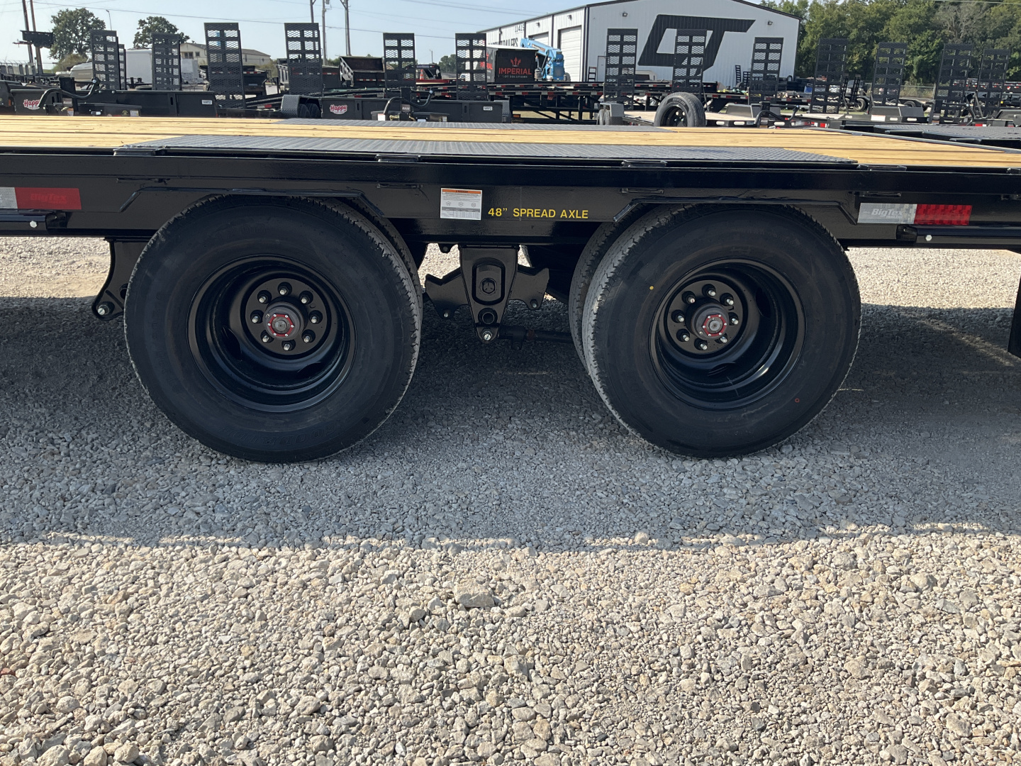 New 2026 Big Tex 102"x33' GN Tandem Dual Flatbed – 22GN