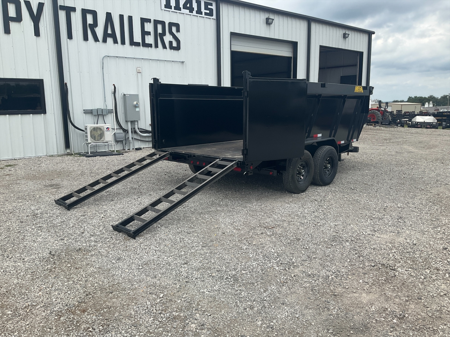 New 2026 Big Tex 83"x14' 14K HD Telescopic Dump Trailer w/ 48" Sides – 14TD