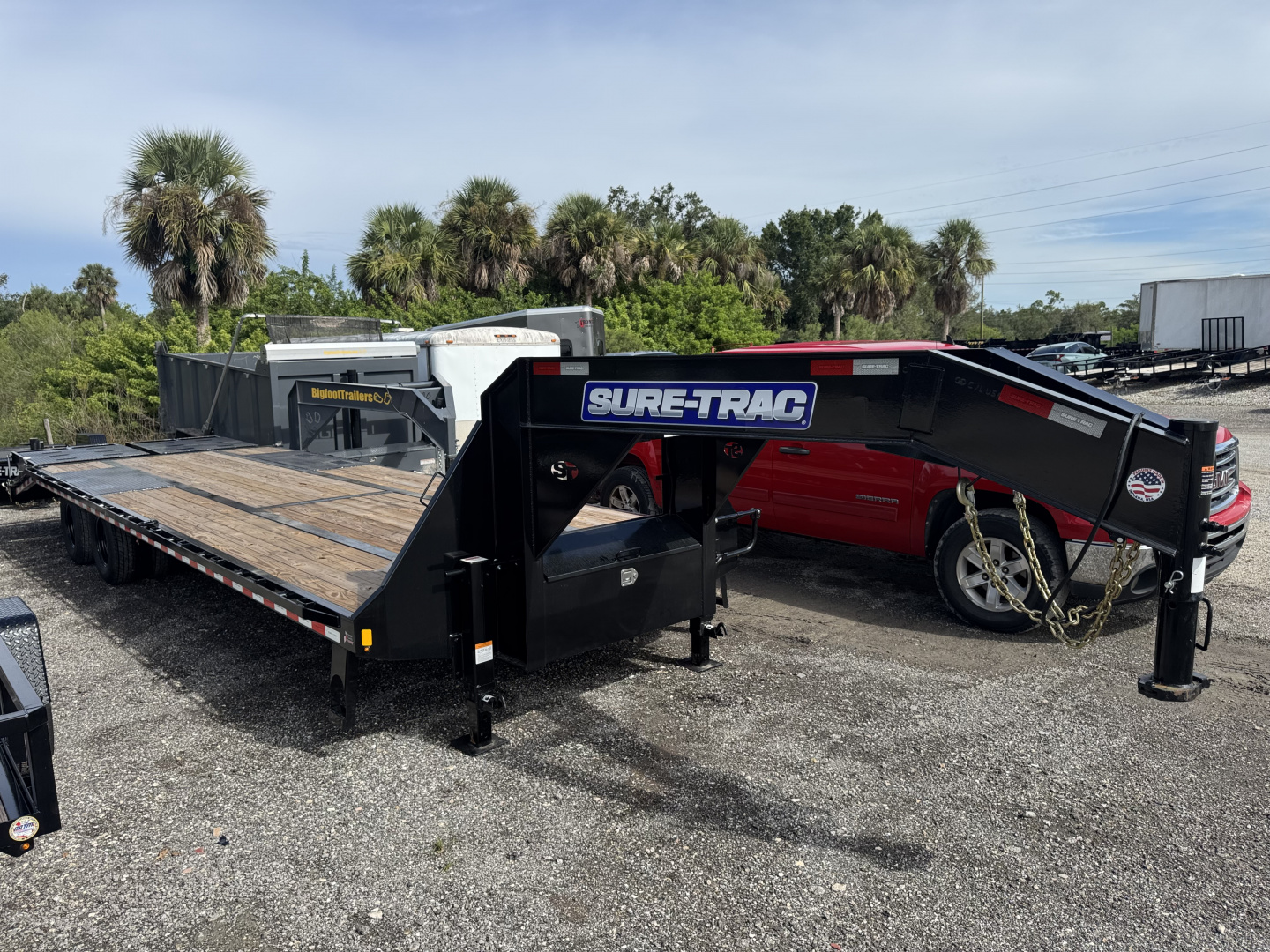 New 2025 Sure-Trac 8.5X30(25+5) TANDEM AXLE 22500 LB GVWR DECKOVER GOOSENECK TRAILER WITH DUAL 12K JACKS, MEGA RAMPS