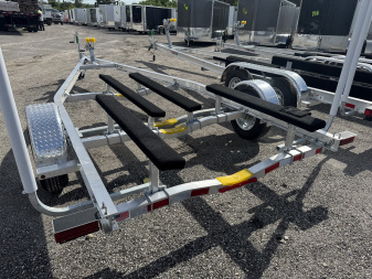 New 2026 Bandit ALUMINUM BOAT TRAILER, FITS 15-17' BOATS, TORSION AXLES, GUIDE POLES, LED LIGHTS, ADJUSTABLE BUNKS