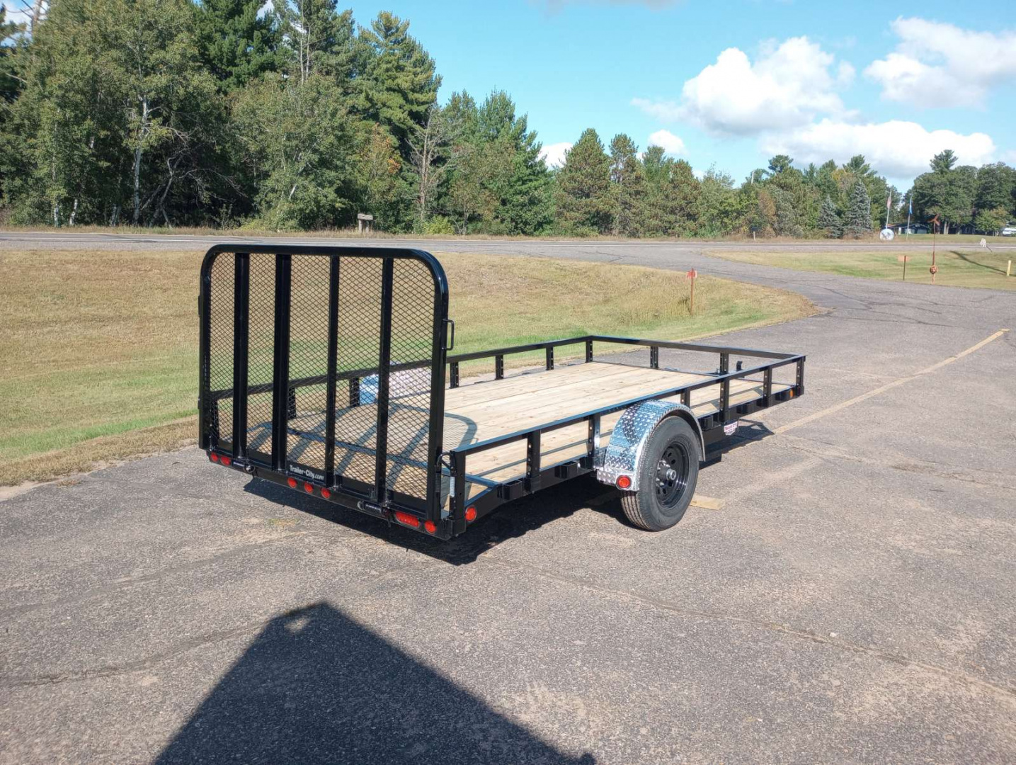 New 2026 PJ Trailers U8 14'x83" Utility Trailer