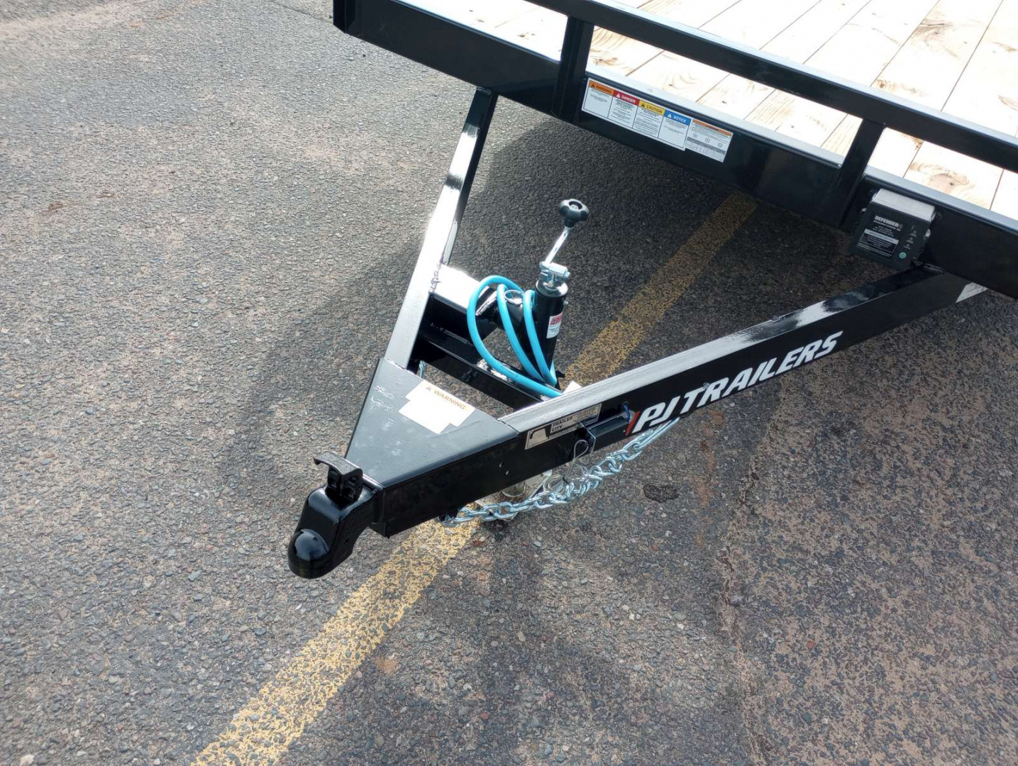 New 2026 PJ Trailers 83" x 20' C5 Car Hauler