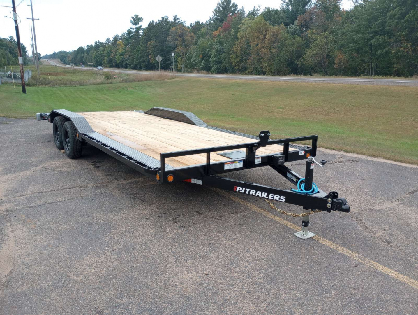 New 2026 PJ Trailers B5 22'x102" Car Hauler