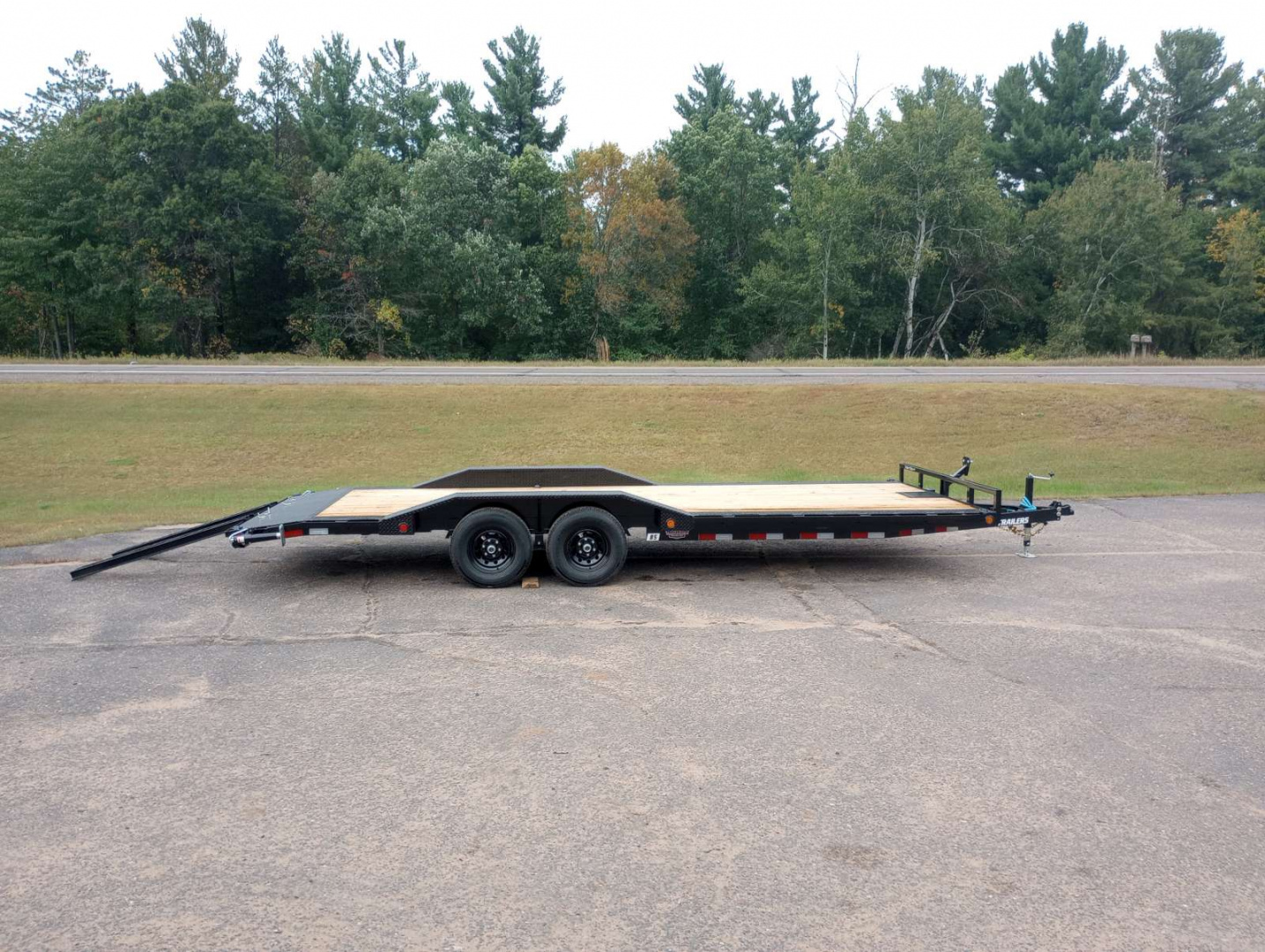 New 2026 PJ Trailers B5 22'x102" Car Hauler