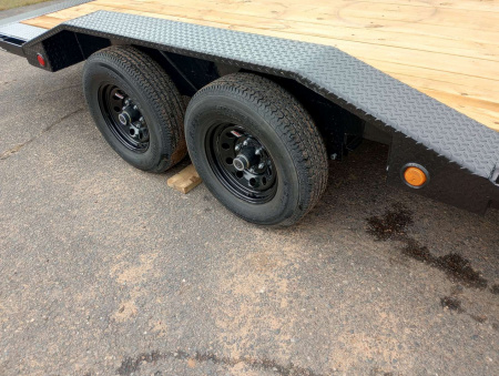 New 2026 PJ Trailers B5 22'x102" Car Hauler